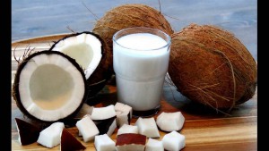 Coconut milk for clean dandruff-