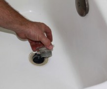 How To Fix Bathtub Drain Stopper ? Read worthy and handy man tips to resolve the Issue!